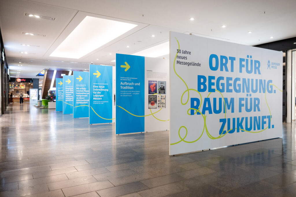 Wanderausstellung in den Höfen am Brühl
